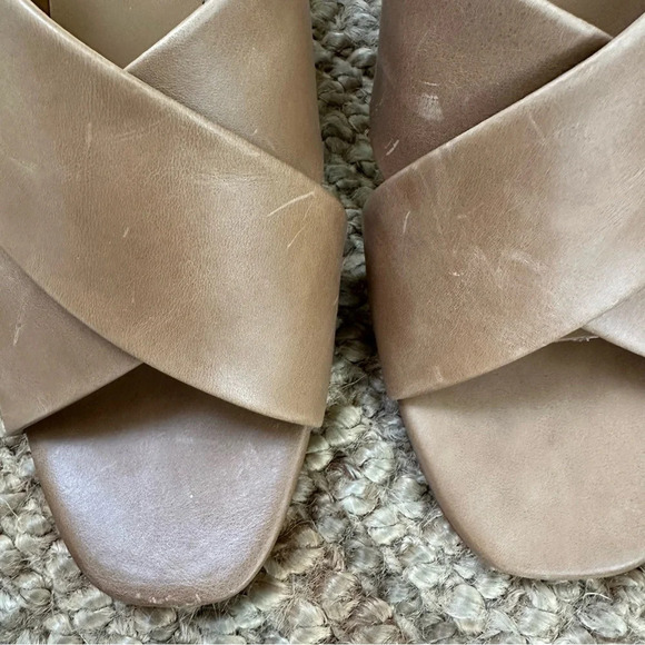 Nisolo Carina Cross Strap Mule - Picture 2 of 9